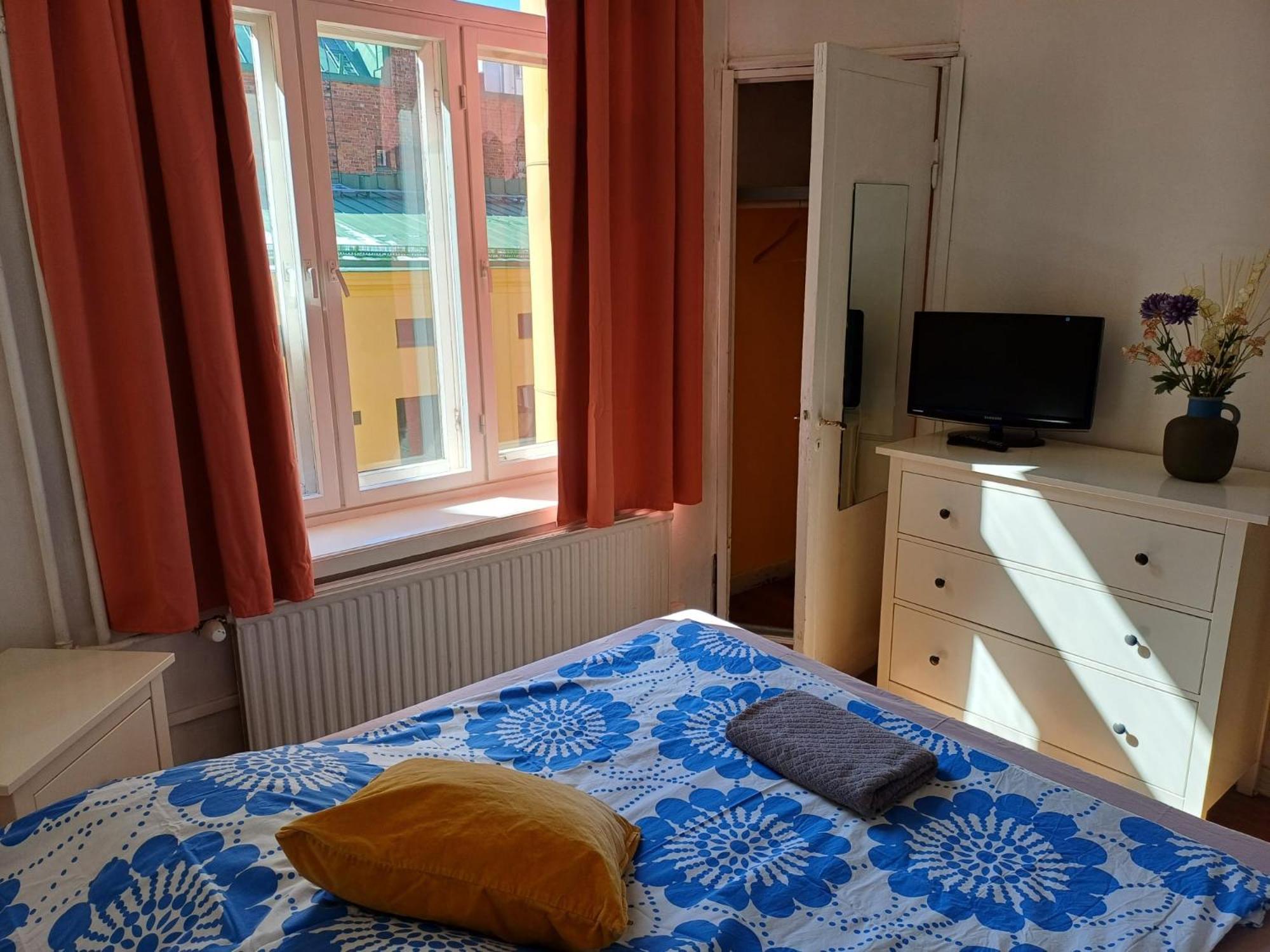 Diana Park Hostel